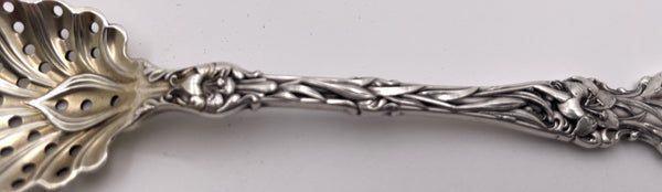 Whiting Sterling Silver Pierced Pea Server in Lily Pattern