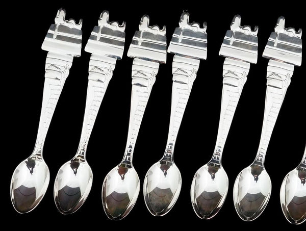 Set of 12 Lunt Snoopy Peanut Child Spoons