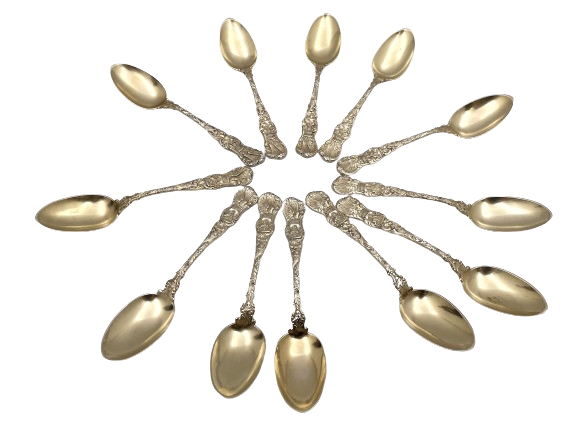 Durgin Set of 12 Gilt Sterling Silver Teaspoons in Heraldic Pattern