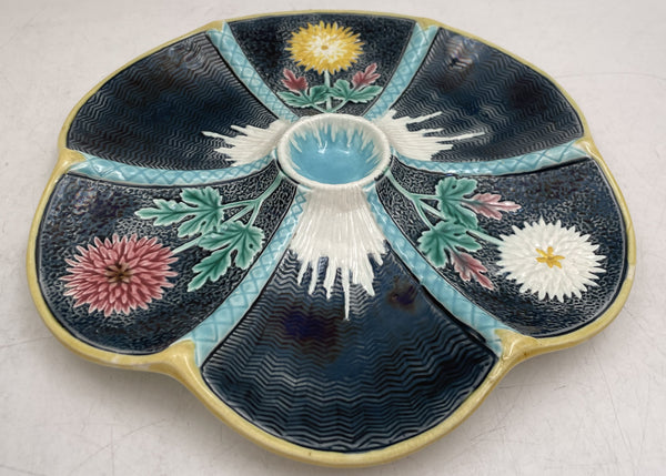 Wedgwood Majolica Pottery Chrysanthemum Oyster Plate Dish from 19th Century