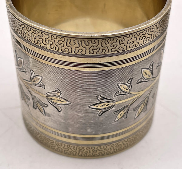 Pair of Gilt Silver Napkin Rings with Finely Engraved Motifs from Late 19th/ Early 20th Century