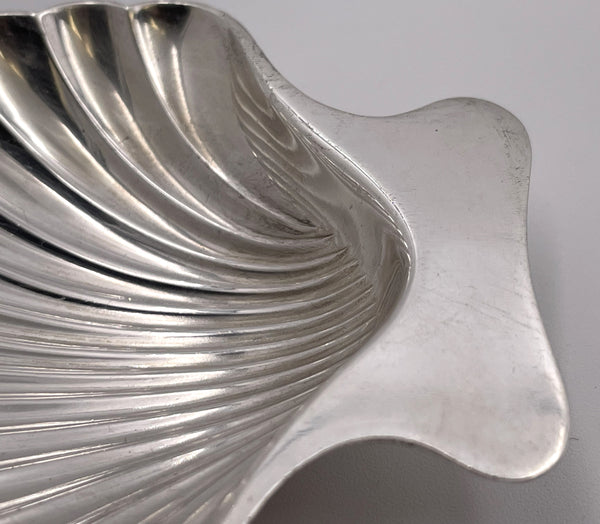 Set of 6 Tiffany & Co. Sterling Silver Shell Dishes with Original Pouch