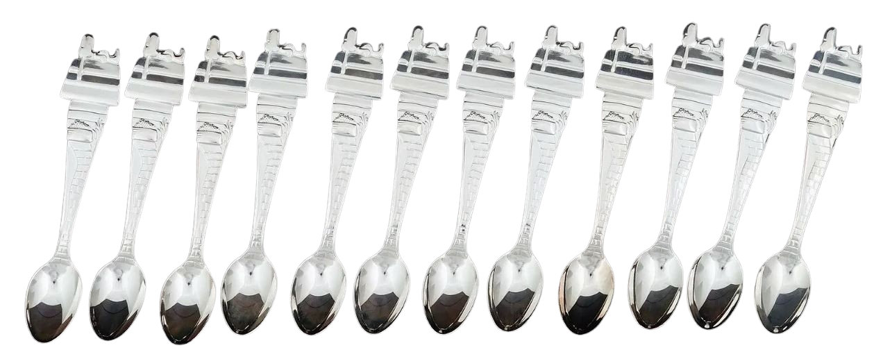 Set of 12 Lunt Snoopy Peanut Child Spoons