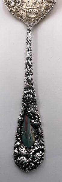 Durgin Gilt Sterling Silver Chrysanthemum Oyster/ Ice Cream Server